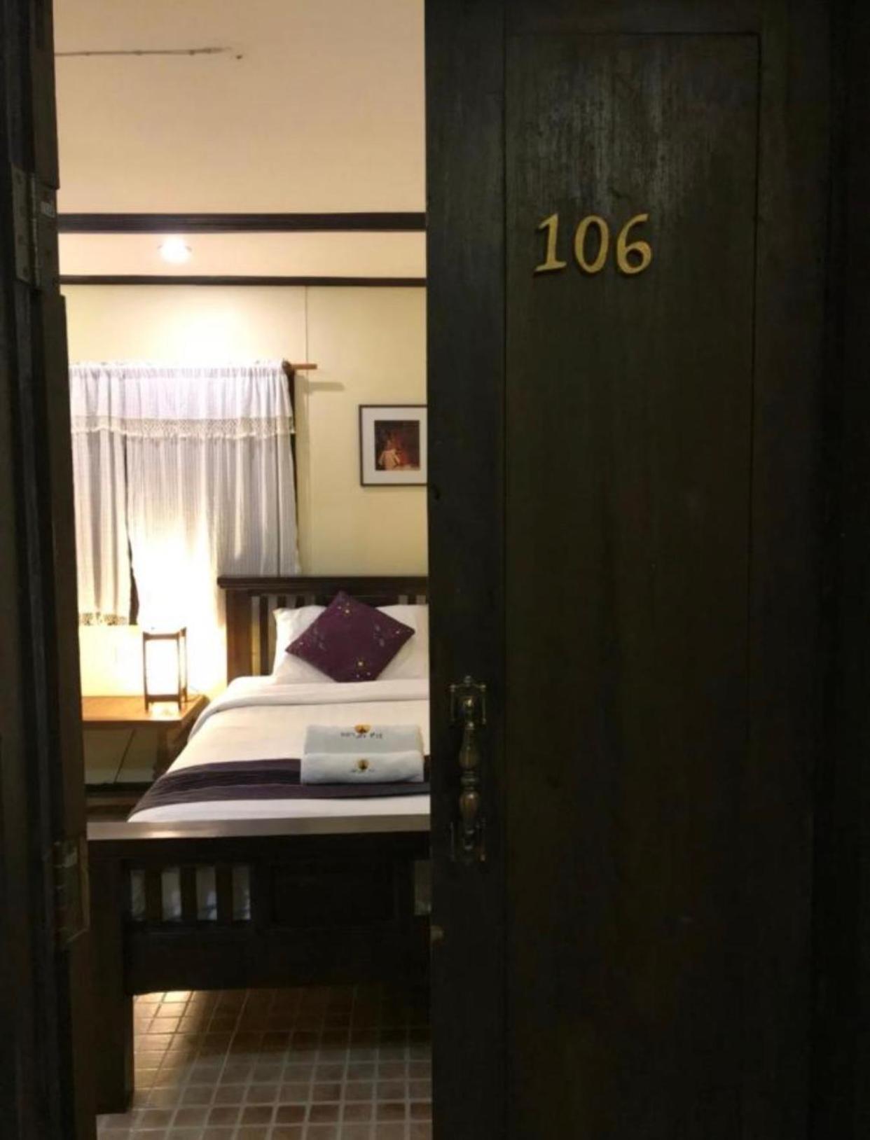 Hostel Nearthepark Boutique House Chiang Mai Zewnętrze zdjęcie