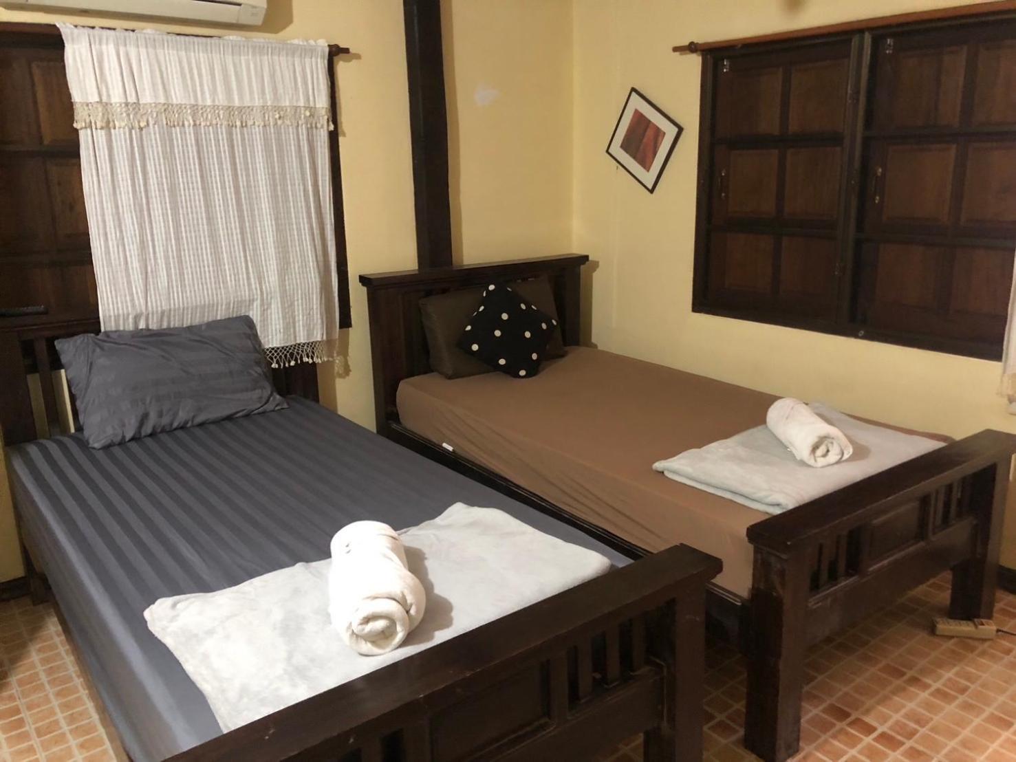 Hostel Nearthepark Boutique House Chiang Mai Zewnętrze zdjęcie