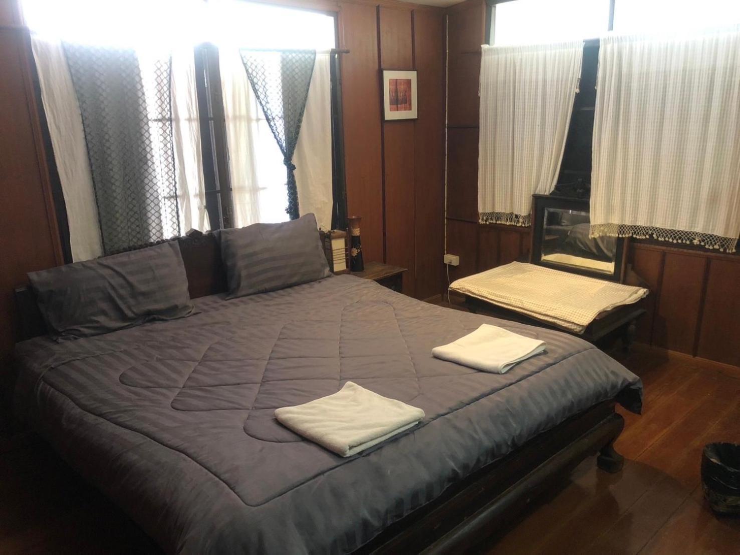 Hostel Nearthepark Boutique House Chiang Mai Zewnętrze zdjęcie